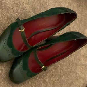 Tommy Hilfiger forest green suede/leather heels size 6.5